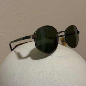 Revo Sunglasses Green Polarized Vintage Sunglasses Polarized Lenses 1211/036